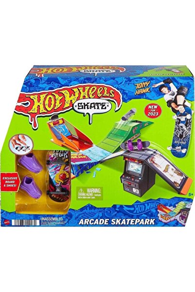 HOT WHEELS Eğlenceli Kaykay Parkı Oyun Seti