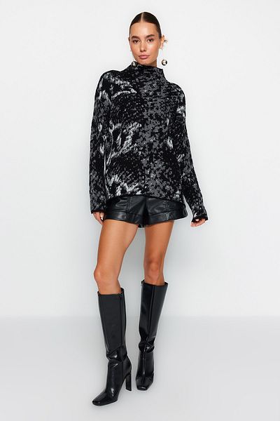 Trendyol Collection Pulover tricotat cu guler vertical cu imprimeu leopard negru TWOAW24KZ01092