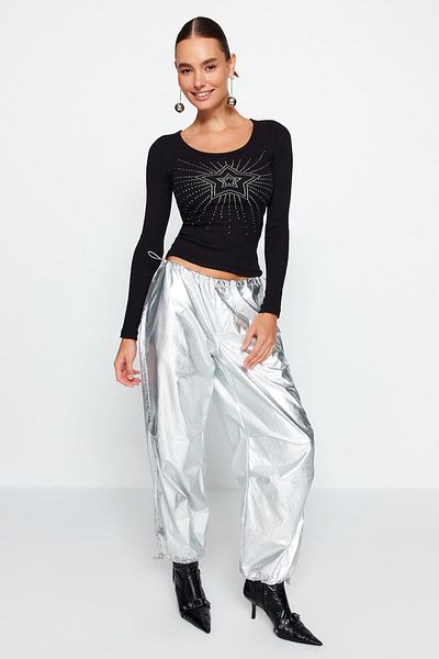 Trendyol Collection Black Ribbed Stone Printed Pool Neck Fitted Cotton Stretch Knitted Blouse TWOAW24BZ00303