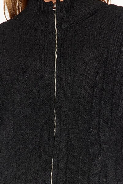 Trendyol Collection Měkká textura černý pletený svetr - cop na zip a vlasy Twoaw24Hi00202