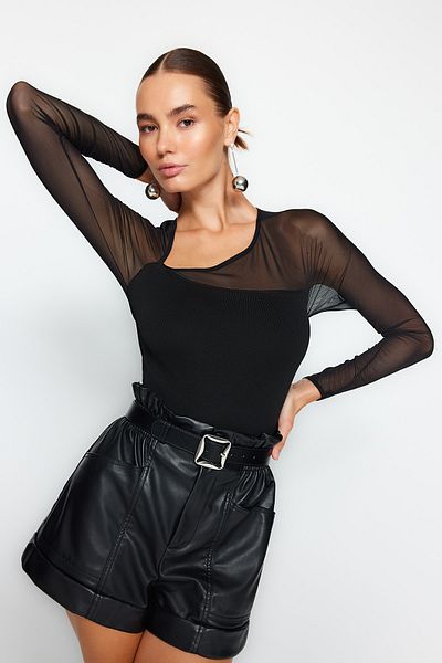 Trendyol Collection Pulover din tricotaje cu detalii din tul negru TWOAW24KZ01013