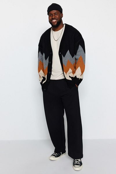 Trendyol Collection Diamond Patterned Black Oversize Knitwear Cardigan - Plus Size TMNAW24AV00004