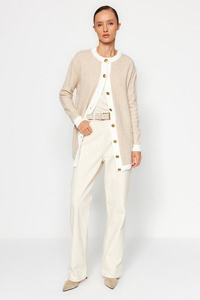 Trendyol Modest Трикотажна кремава жилетка - детайл с копчета, TCTAW24TH00073