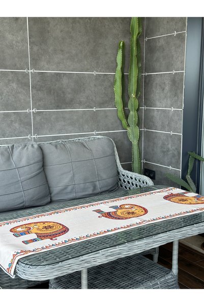 Karam Home Fil Desenli Dekoratif Masa Örtüsü Runner