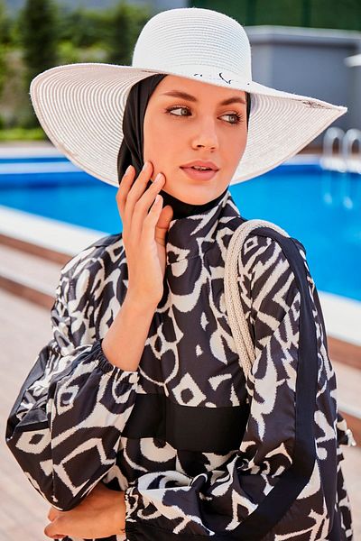 Riva Mera Gemusterter, vollständig bedeckter Hijab-Badeanzug R2304