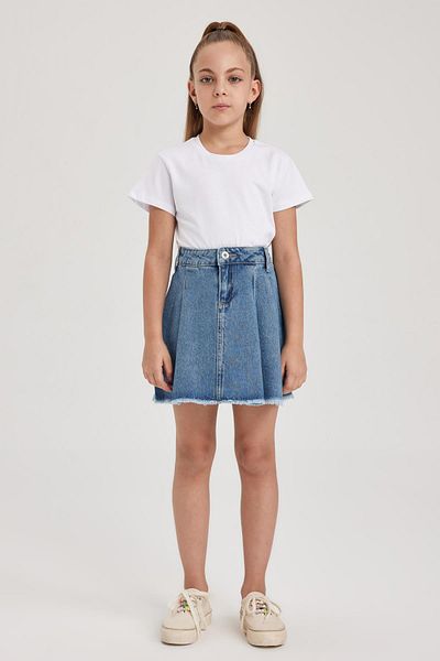 DeFacto Girl's Regular Fit Short Sleeve T-Shirt