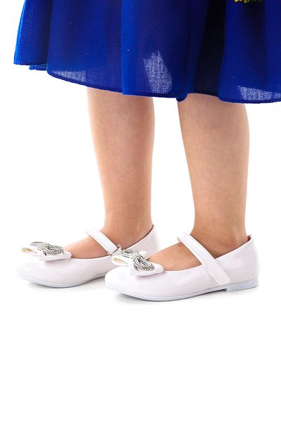 Almues Balerini din piele lacuita pentru fete - Papion cu piatra si velcro Model 254