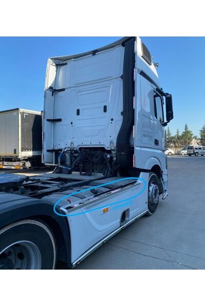 Mercedes Mp4 Depo Fiber Üstü Kromu 4 Parça .