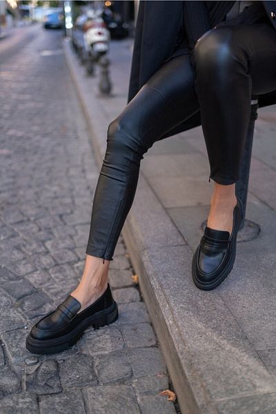 StWenn Γυναικεία Παπούτσια Loafer Moccasin Χοντρή Σόλα Μαύρα με Σωληνώσεις