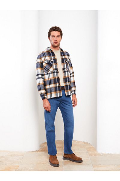 LC Waikiki Bequeme Passform Langärmlige karierte Gabardine-Hemdjacke für Herren