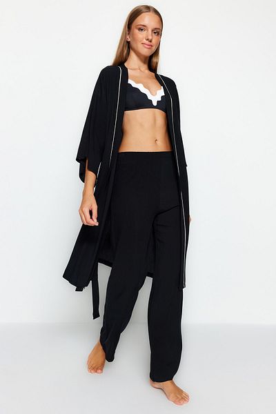Trendyol Collection Schwarzes 2-teiliges, geripptes Viskose-Morgenmantel-Pyjama-Unterteil, gewebtes Pyjama-Set THMAW24PT00074