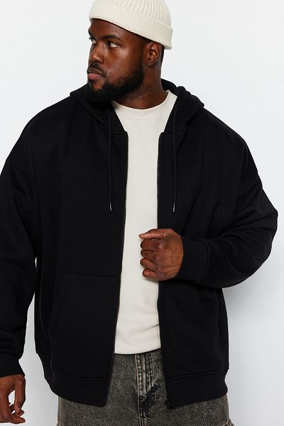 Trendyol Collection Plus Size Kapuzenpullover mit schwarzem Fleece – TMNAW24AO00003