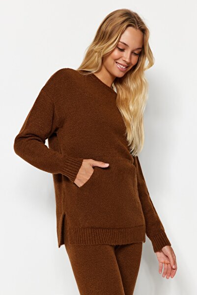 Trendyol Collection Brown Soft Textured Basic Knitwear Top and Bottom Set TWOAW24AU00100