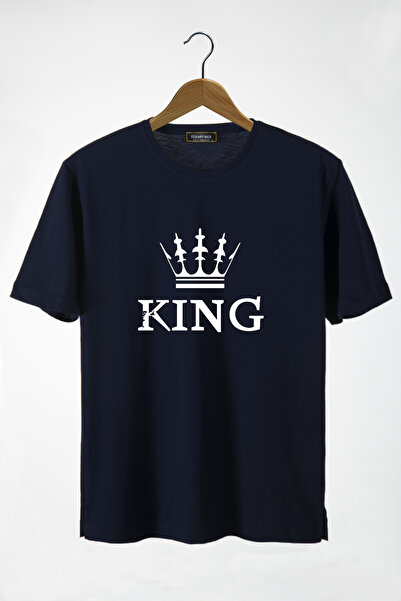 Terapi Men Μπλουζάκι Unisex σε σκούρο μπλε χρώμα με στάμπα King στο μπροστινό...