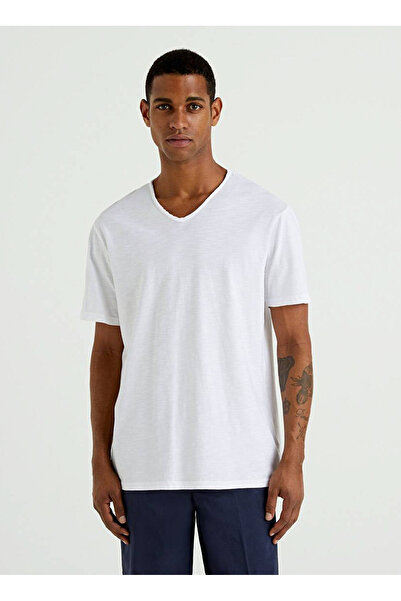 Benetton V Yaka Beyaz Erkek T-Shirt 123P3JE1J4264