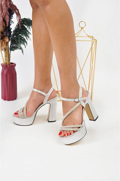 Volare Shoes Women's 3-Band Jewelled 13cm Platform Heeled Wedding Dress Shoes