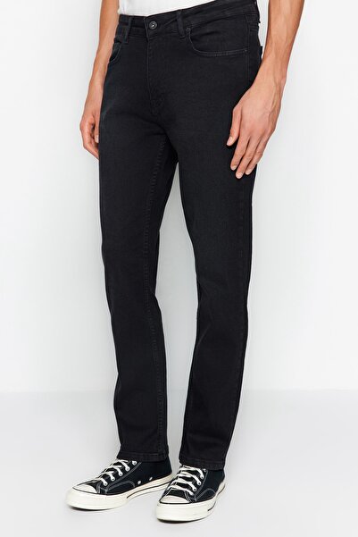 Trendyol Collection Μαύρο τζιν Smoke Regular Fit TMNAW23JE00036