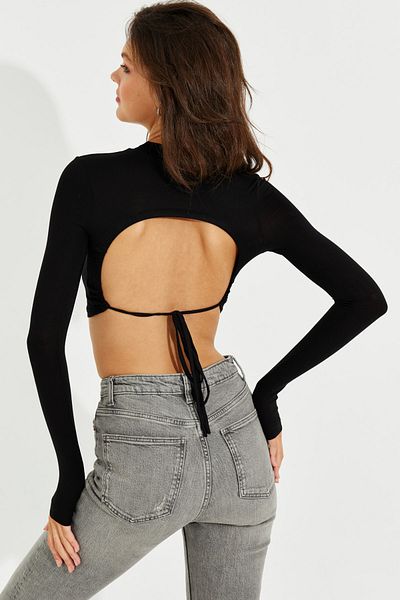 Cool & Sexy Γυναικεία Μπλούζα Crop Μαύρη Ανοιχτή Πλάτη LPP1232