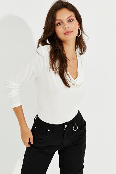 Cool & Sexy Women's Ecru Cuff Collar Blouse LPP1234