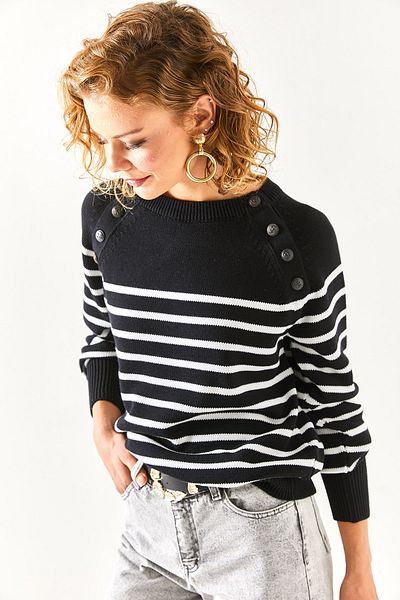 Olalook Women's Black Shoulder Button Detailed Soft Textured Knitwear Sweater KZK-19000612