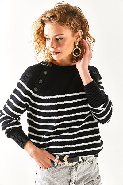 Olalook Women's Black Shoulder Button Detailed Soft Textured Knitwear Sweater KZK-19000612