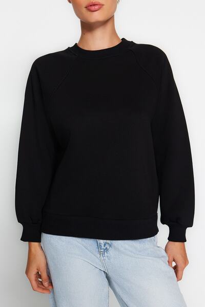 Trendyol Collection Černá, uvolněný/pohodlný střih Základní raglánový rukáv Pletená mikina s výstřihem TWOAW24SW00104