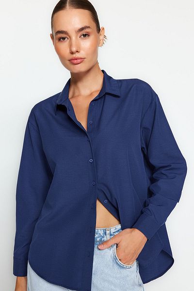 Trendyol Collection Námořnická modrá bavlněná tkaná košile volného střihu TWOAW20GO0107