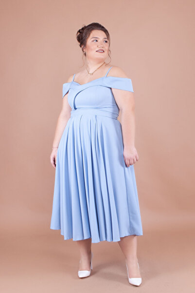 NO48 Rochie pliată cu bretele, cu detaliu de umăr scobit, în albastru bebeluș, lungime midi, mărime mare