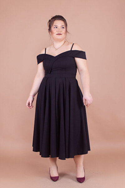 NO48 Rochie neagră midi cu bretele, cu detaliu de umăr scobit și plisată