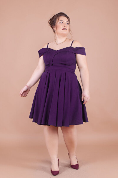 NO48 Plum Plus Size Μίνι λουράκι από τον ώμο με λεπτομέρεια πλισέ φόρεμα