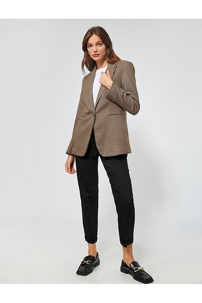 Koton Kurze Basic-Hose mit Taschen