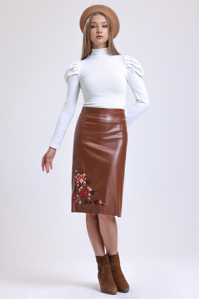 MD trend Women's Tan Floral Embroidered Leather Pencil Skirt with Zipper Closure