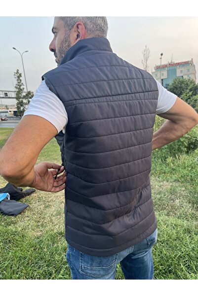 MEYASU Men's Navy Blue Lined Water and Windproof Quilted Comfortable Cut Puffer Vest