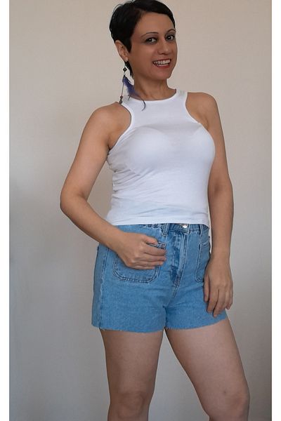 Mertcan Butik White Combed Viscose T-Shirt with Side Window Detail on the Front and Back