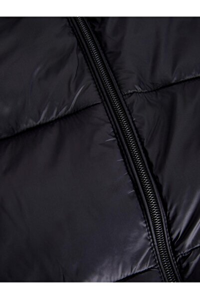 Jack & Jones Jack Jones Nora Lightweight Long Vest Otw Women's Black Coat12245694-02