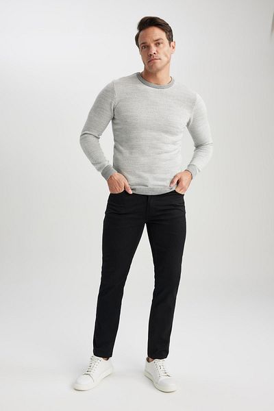 DeFacto Standard Fit Regular Cut Crew Neck Knitwear Sweater R1110Az23Wn