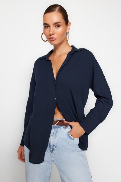 Trendyol Collection Sötétkék túlméretezett szőtt ing - széles szabású TWOAW24GO00207