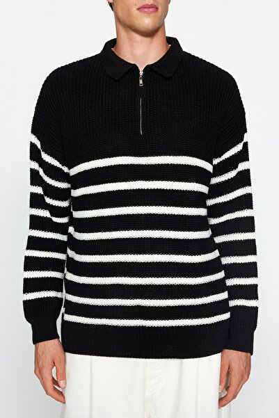 Trendyol Collection Πλεκτό πουλόβερ Polo Neck ριγέ Oversize - Μαύρο TMNAW24KZ00018