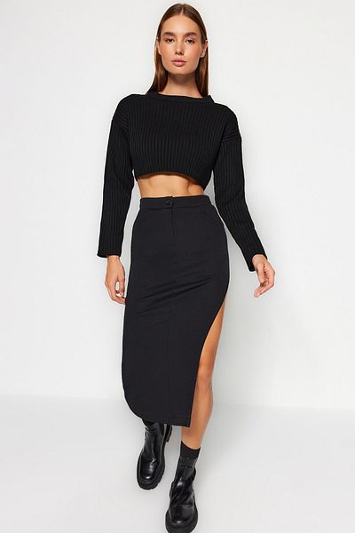Trendyol Collection Černá pletená sukně TWOSS23ET00390