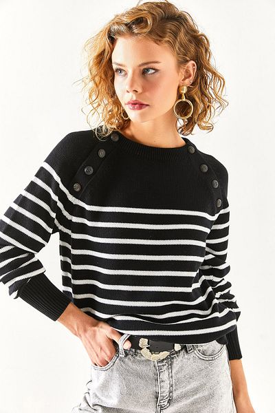 Olalook Women's Black Shoulder Button Detailed Soft Textured Knitwear Sweater KZK-19000612
