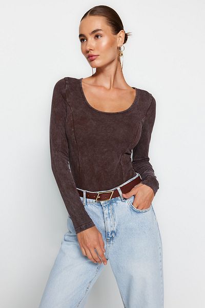 Trendyol Collection Hnědá starožitnost/bledý efekt bavlna s dlouhým rukávem strečový zapínání na zapínání Pletené tělo TWOAW24BD00044