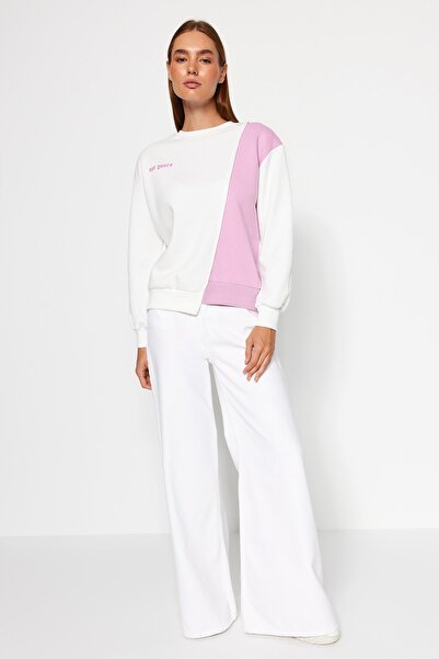 Trendyol Collection Bílá pletená mikina s potiskem TWOAW21SW0150