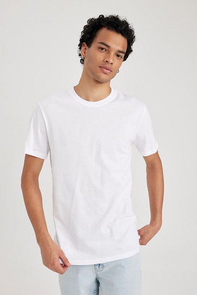 DeFacto Slim-Fit-Basic-T-Shirt mit Rundhalsausschnitt