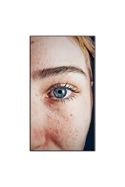 tablodekor MAVİ GÖZLÜ ÇİLLİ KADIN KANVAS TABLO