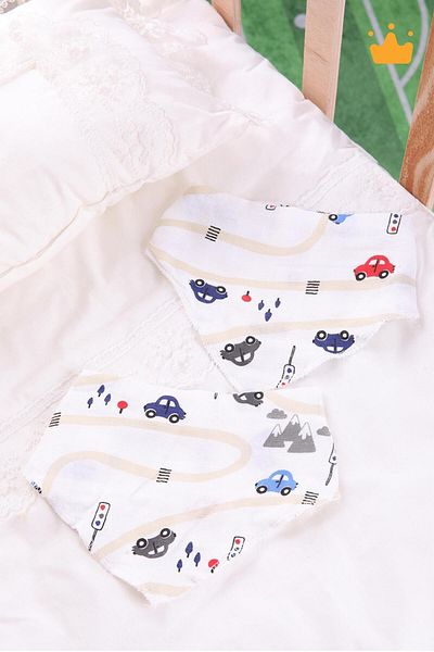 Babyhola Muslin Bib Set of 2 and Muslin Teether with Wooden Ring 547