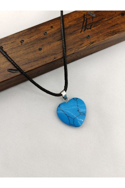 Newa Jewellry قلادة من الحجر الطبيعي على شكل قلب من حجر الياقوت