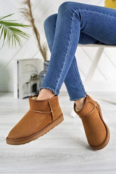 Crystal Moda Γυναικείες μπότες Tan Ultra Mini Suede με γούνινο φτερό με επίπεδη σόλα