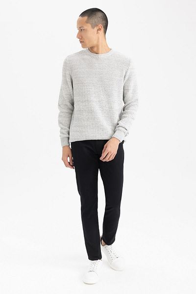 DeFacto Standard-Passform, normaler Schnitt, strukturierter Basic-Strickpullover mit Rundhalsausschnitt, R1175az23au