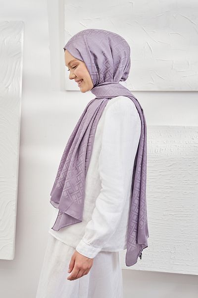 ARMANDA Italian Jacquard Geometric Pattern Shawl - New Jacquard Trend Shawl Scarf - Lilac