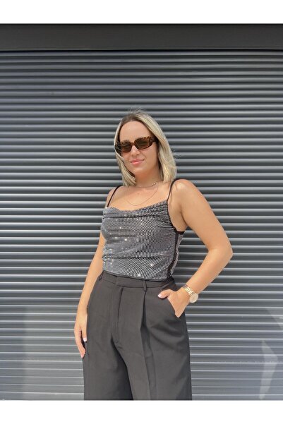 Dilvin Siyah Taş Baskılı Crop Top